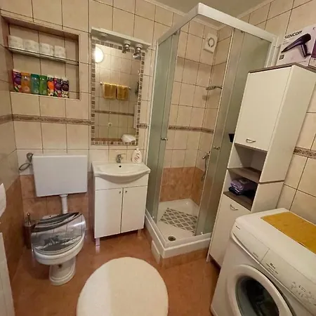 Bajo Apartment